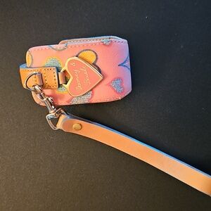 Vintage Dooney Bourke Cell Phone Case Wristlet Lipstick Holder Logo Bag Charm.